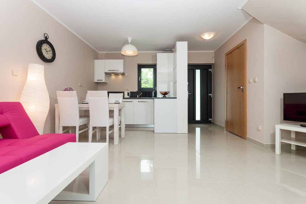 Nautilus Apartamenty Rewal Buitenkant foto